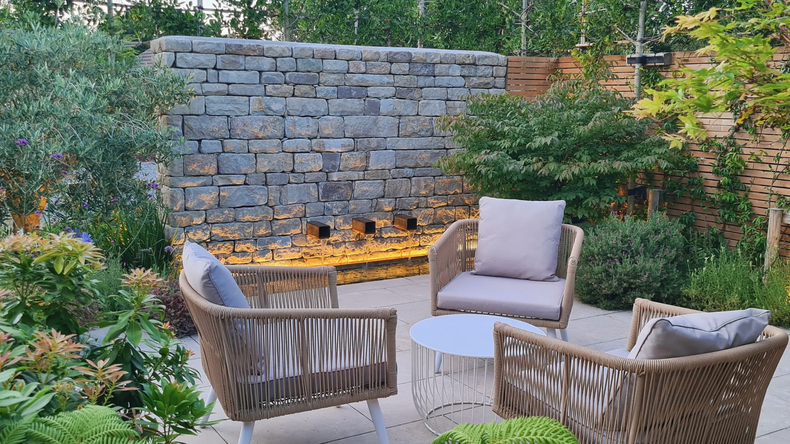 5_b6a7cda6-652e-4ba5-b2f9-189bebf52e7d